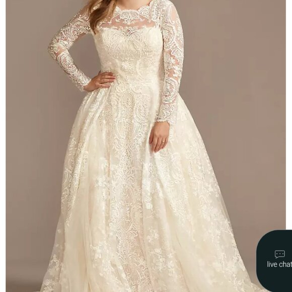 Plus size women's wedding dress - Picture 4 of 4